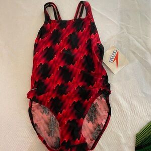 Women’s Speedo one piece swimsuit size 38/14 NWT